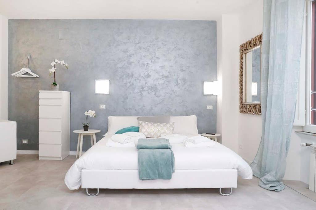 רומא White Panoramic Jacuzzi Suite Trastevere - Top Collection מראה חיצוני תמונה